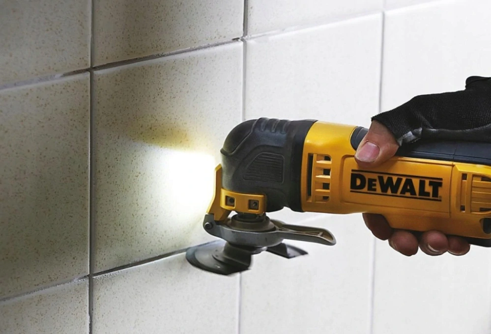 DeWALT DWE315KT